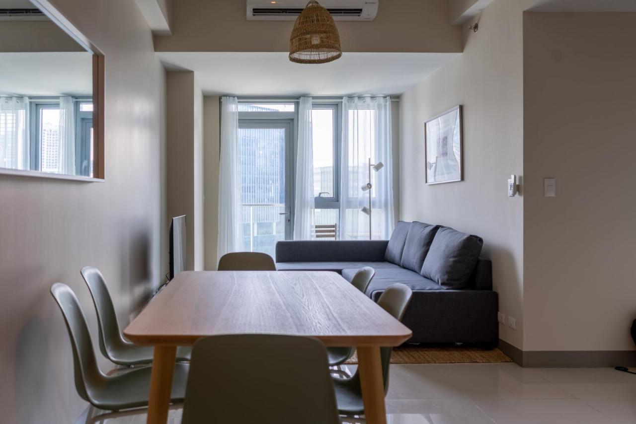 Uptown Parksuites Apartments Tower 2 Bgc By Ph Staycation Manila Eksteriør billede