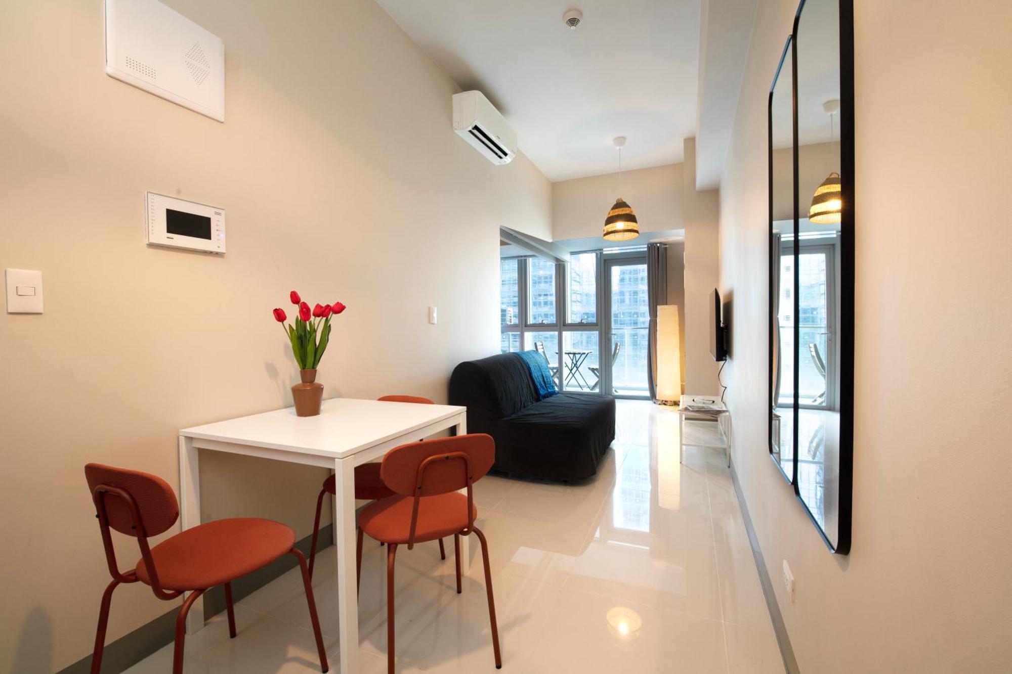 Uptown Parksuites Apartments Tower 2 Bgc By Ph Staycation Manila Eksteriør billede