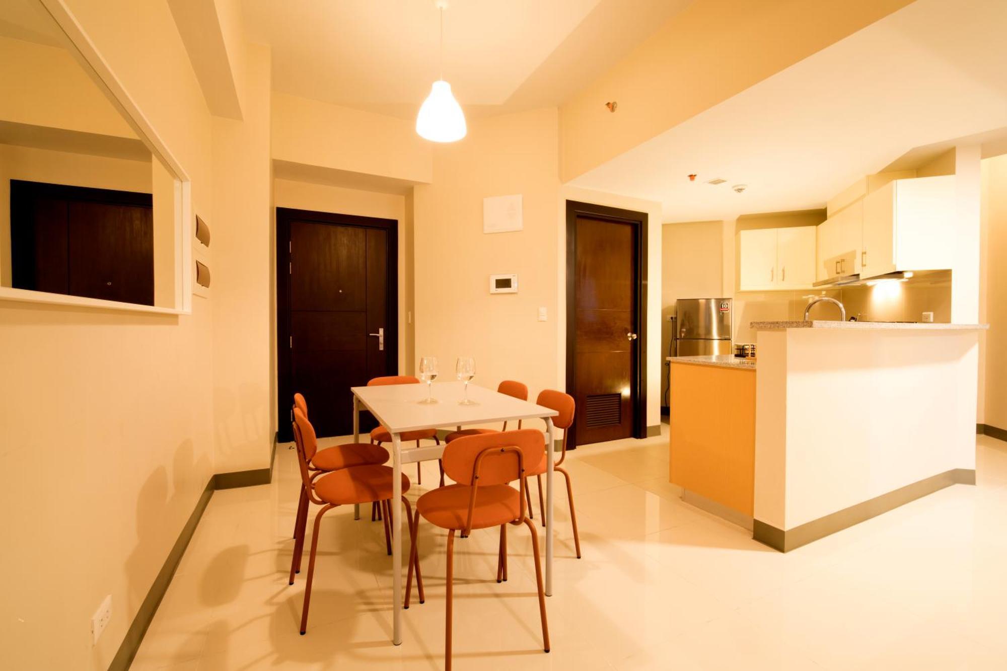 Uptown Parksuites Apartments Tower 2 Bgc By Ph Staycation Manila Eksteriør billede