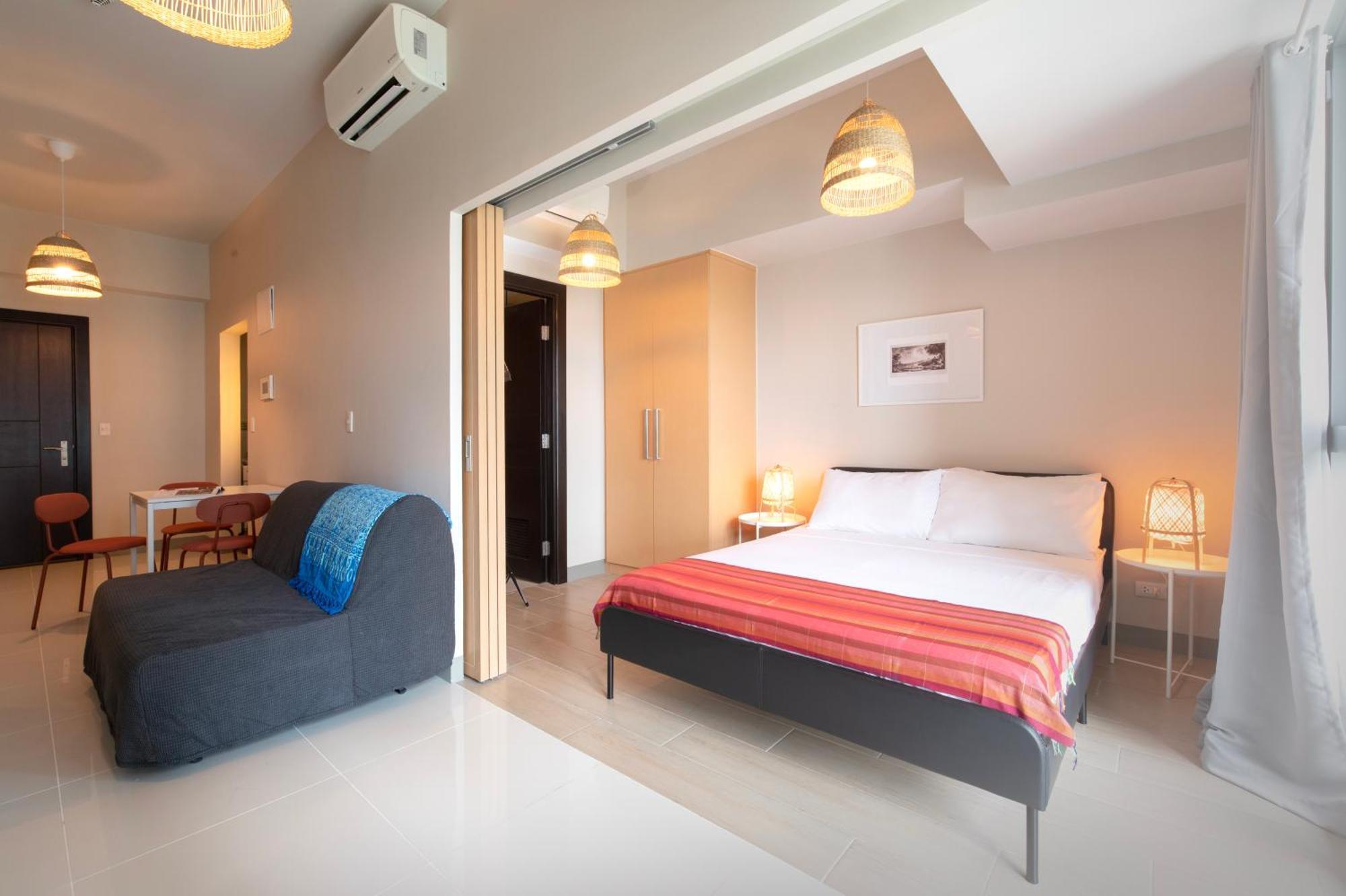 Uptown Parksuites Apartments Tower 2 Bgc By Ph Staycation Manila Eksteriør billede