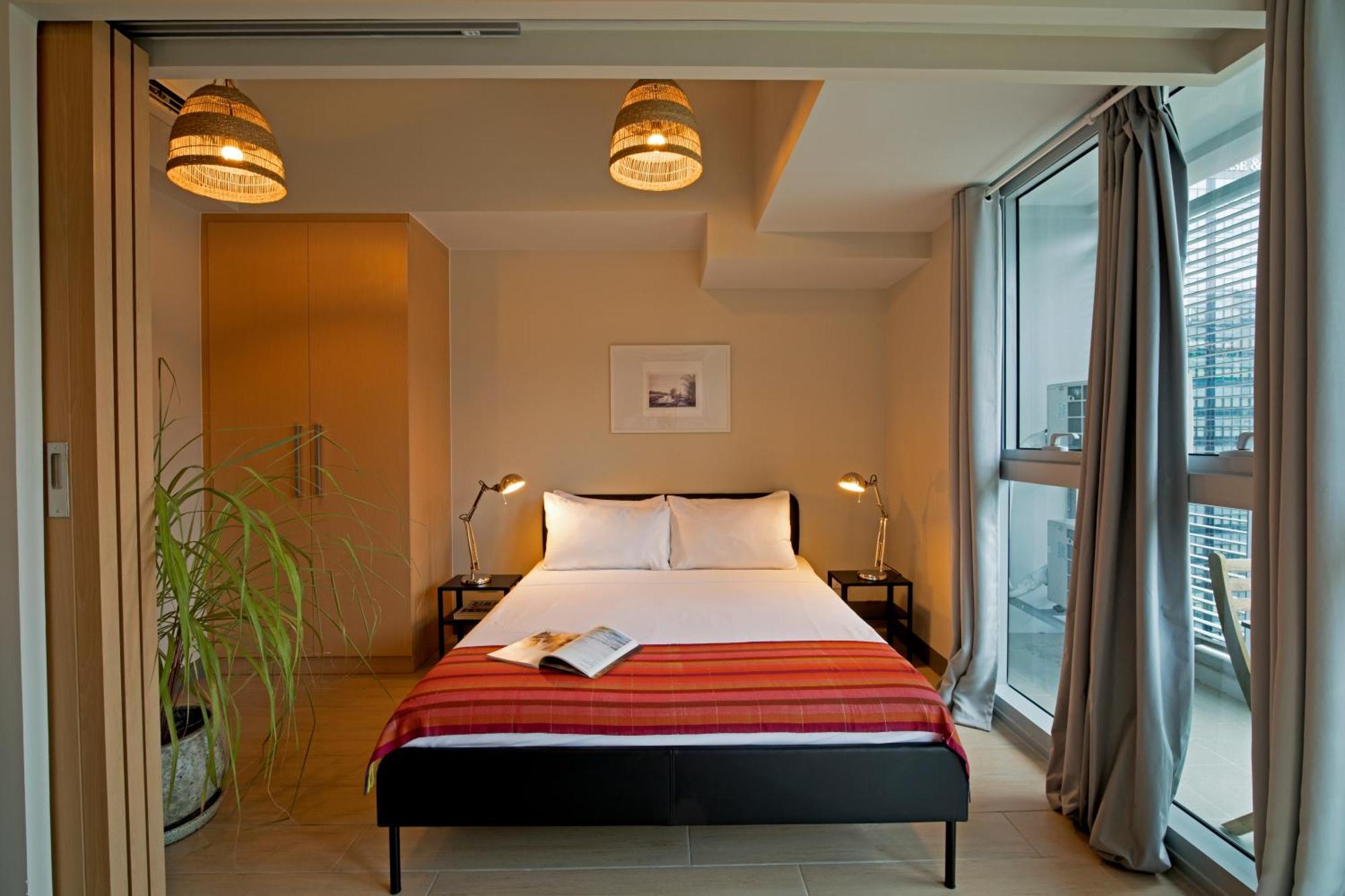 Uptown Parksuites Apartments Tower 2 Bgc By Ph Staycation Manila Eksteriør billede
