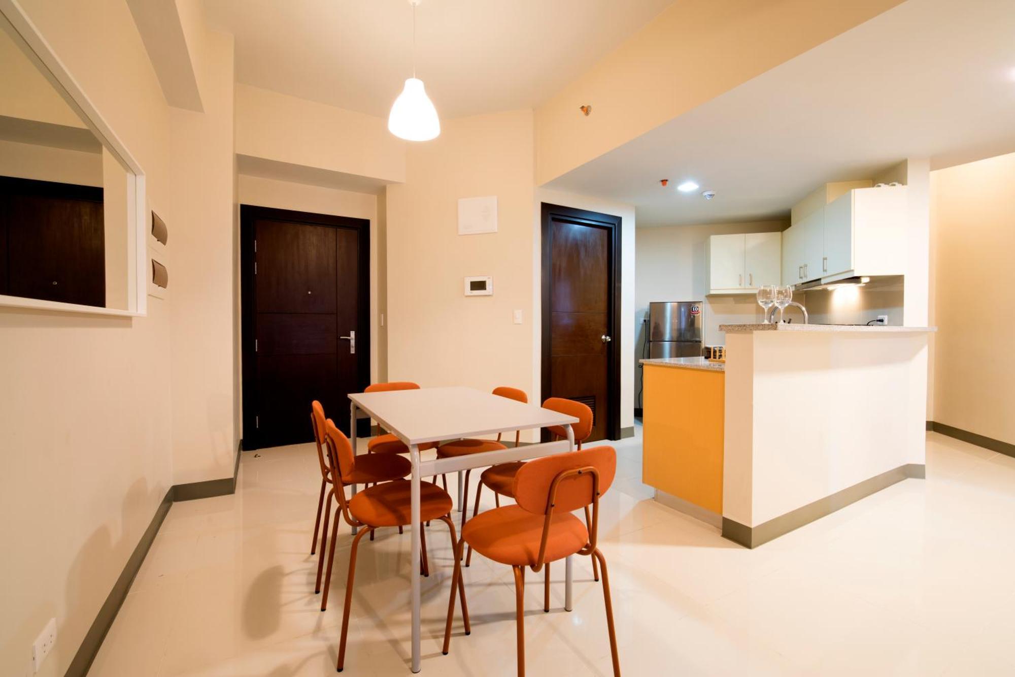 Uptown Parksuites Apartments Tower 2 Bgc By Ph Staycation Manila Eksteriør billede
