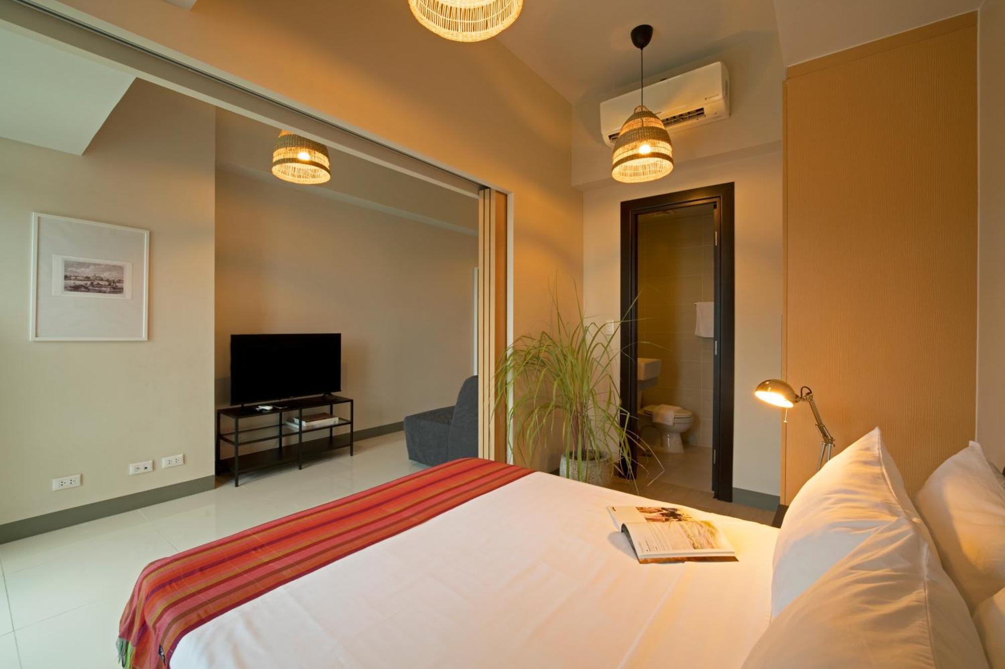 Uptown Parksuites Apartments Tower 2 Bgc By Ph Staycation Manila Eksteriør billede